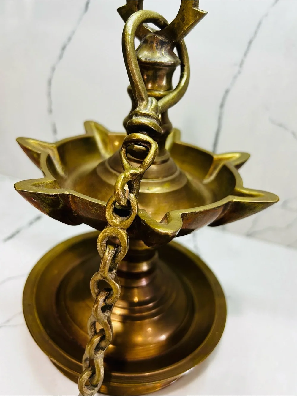 Antique-Style Brass Oil Lamp - Golden Brown Decorative Home Accent
